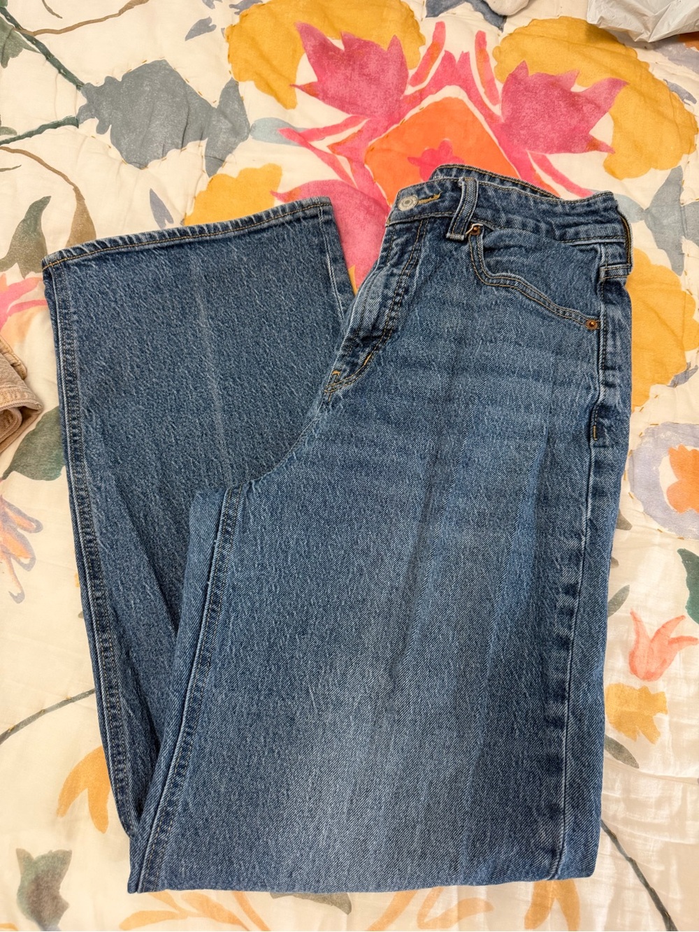 Old Navy Curvy Sky-Hi Wide Leg Jeans